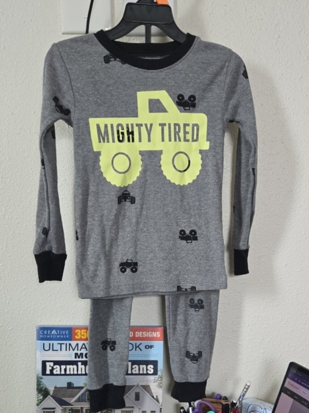 Kids Grey 'Mighty Tired' Truck Pajama Set - Neon Yellow Print